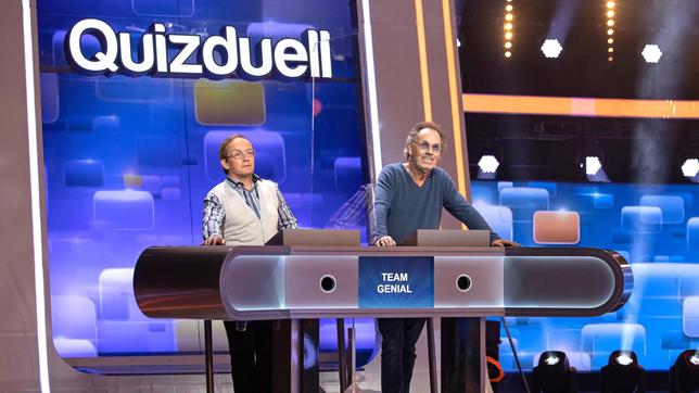 Bild: ARD/Uwe Ernst Die Kandidaten des Teams "Genial": Moderator Wigald Boning und Hugo Egon Balder.