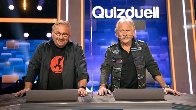 Bild: ARD/Arne Vollstedt Die Kandidaten des Teams „Lachen“ : Bernd Stelter, Komiker und Henning Krautmacher, Sänger der Höhner.