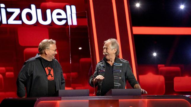 Bild: ARD/Arne Vollstedt Die Kandidaten des Teams „Lachen“: Bernd Stelter, Komiker und Henning Krautmacher, Sänger der Höhner.