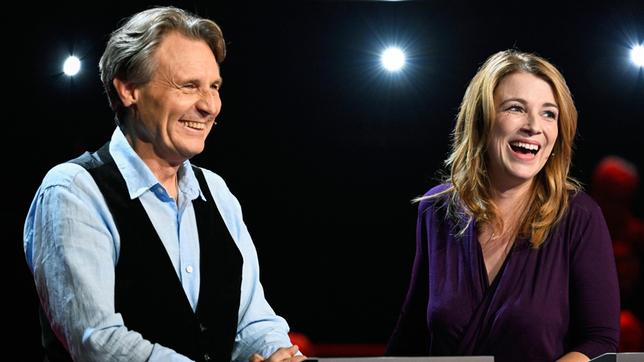 Die Kandidat:innen des Teams "GZSZ-Stars": Wolfgang Bahro und Iris Mareike Steen, beide Schauspieler:innen.