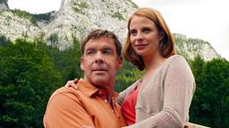 Ende gut, alles gut: Bettina (Julia Jäger) und Martin (Sascha Hehn).