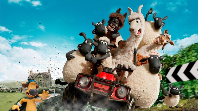 Bild: WDR/Aardman Animations Ltd. Es gibt Zuwachs auf dem Bauernhof von Shaun und seinen Freunden: Der Farmer bringt drei stolze Lamas vom Markt mit nach Hause. Klar, dass Shaun seine Finger dabei im Spiel hatte, denn die Jungs scheinen richtig gut drauf zu sein! Aber die Begeisterung der Bauernhofbewohner schwindet schnell. Bald machen sich die drei Lamas überall breit, ärgern Timmy und nerven mit ihrem schlechten Benehmen die Schafe – bis auf Shaun. Der amüsiert sich köstlich über ihre Späße und merkt nicht, dass seine neuen Freunde den Hof in große Gefahr bringen. Wird Shaun das wahre Wesen der Lamas erkennen, bevor es zu spät ist? - Die Neuankoemmlinge stellen den Hof auf den Kopf