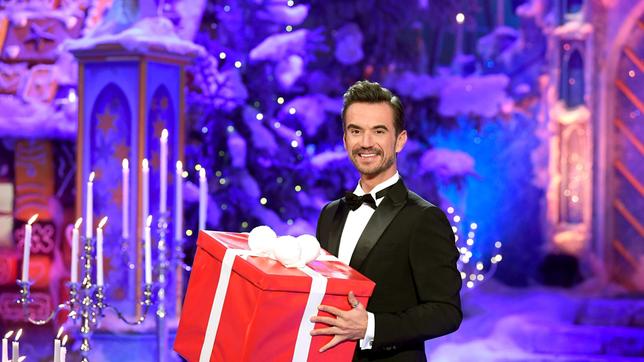 Bild: MDR/ARD/JürgensTV/Dominik Beckmann Florian Silbereisen präsentiert das Adventsfest der 100.000 Lichter.