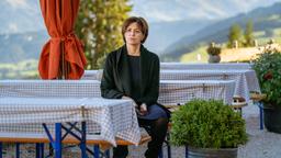 Geschäftsfrau auf der Alpe: Margot (Martina Gedeck) genießt die Ruhe.