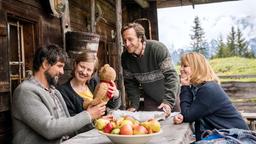 Hanna (Anette Frier, re.) und Anton (Gabriel Raab) unterstützen Beate (Anna Drexler) und Leonhard (Tom Beck).