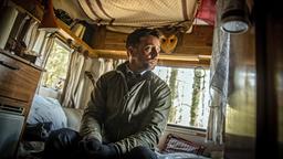 Chief Inspector Mathias (Richard Harrington) ermittelt.