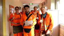 Jetzt geht’s los (v. li. n. re.): Ralle (Jörn Hentschel), Specki (Frank Kessler), Tarik (Aram Arami), Arne (Kai Lentrodt) und Werner (Uwe Ochsenknecht) sind auf dem Weg.