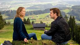 Lisa (Theresa Scholze) liebt Florian (Matthi Faust) immer noch.