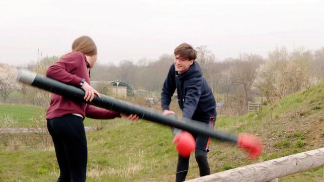 Bild: MDR/Cine Impuls Leipzig Marlene und Niklas im Duell beim Last Man Standing.