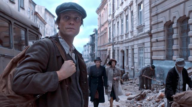 Bild: BR/Getaway Pictures/Jooyaa Film/Moshe Mishali Max (August Diehl). Weiteres Bildmaterial finden Sie unter www.br-foto.de.