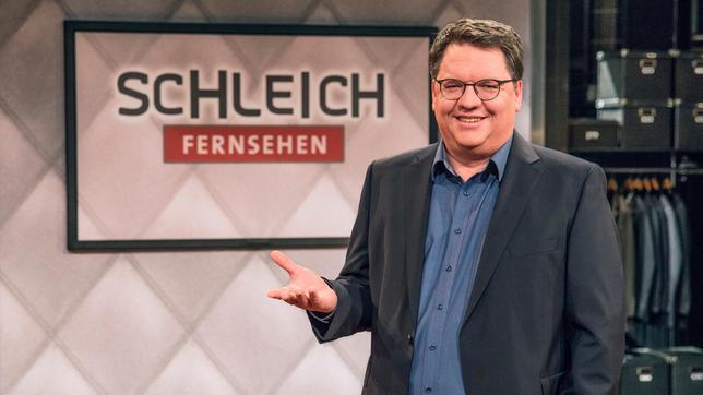 Bild: BR/Fabian Stoffers Mit Helmut Schleich (im Bild), König der politischen Satire. Wie immer schlüpft der grandiose Parodist in zahlreiche Rollen, lässt den kritischen Gedanken freien Lauf und trägt so zur Be-Sinnung der Gesellschaft bei.