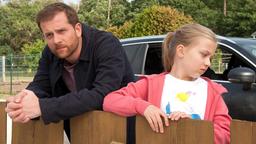 Paul (Christoph Schechinger) will Emma (Martha Haberland) nicht drängen.