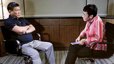 Präsident Duterte beim Interview mit Maria Ressa.