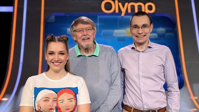 Bild: ARD/ITV Studios Quizduell-Olymp: Marie-Louise Finck, Prof. Eckhard Freise und Thorsten Zirkel