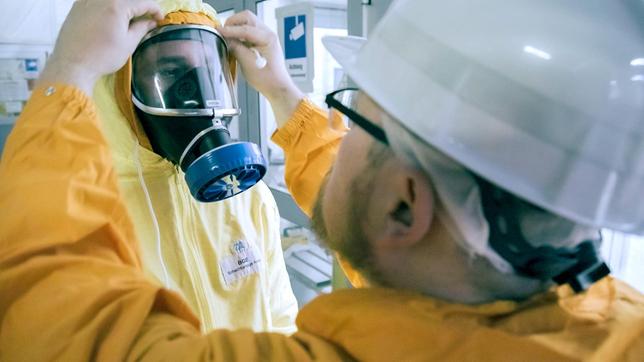 Bild: NDR Schutz vor radioaktiver Strahlung in der Nähe der Atommüllkammern.