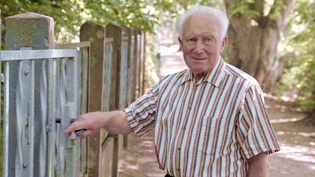 Bild: MDR/Lona Media Sigmund Jähn ist 82 Jahre alt geworden. Er starb am 21 September 2019.