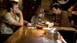 Skeptisch beobachtet Roggiani (James Van Der Beek, li.) seinen Kollegen Matthew (Josh Lucas) und dessen geistig leicht zurückgebliebenen Sohn John (Jimmy Bennett).