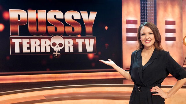 So viel „Carolin Kebekus: PussyTerror TV“ gab’s noch nie: Acht neue Folgen der WDR-Show aus dem Studio in Köln-Mülheim.