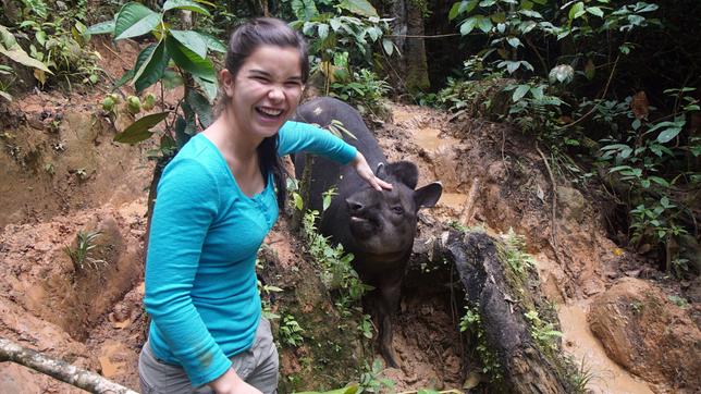 Anna und die wilden Tiere Ein Tapir geht baden
