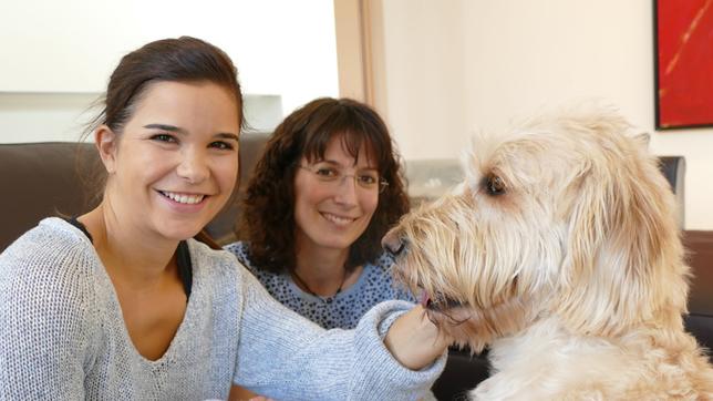 Anna, Annegret und Labradoodle Tim