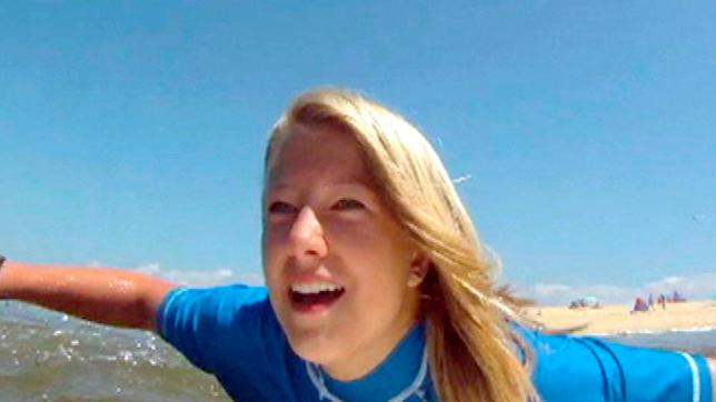 Bild: WDR Kim ist ein echtes Surftalent.