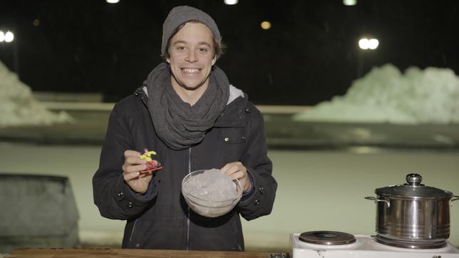 Bild: BR/megaherz gmbh/Mathias Hagn CheXperiment 14.02.2016 Das flüssige Eis?!
