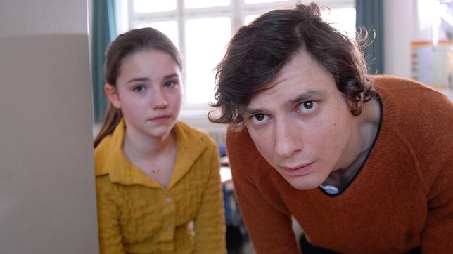 Bild: NDR Die Pfefferkörner Folge 119 Alarm in der Schule: Nina und ihr Biolehrer Schüngel