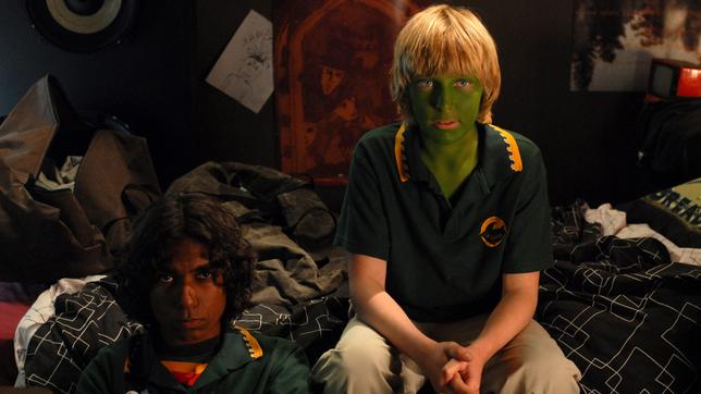 Bild: BR/ACTF Lockie Leonard Der Dominoeffekt Folge: 25 08.10.2016 Egg (Clarence Ryan) und Lockie (Sean Keenan)