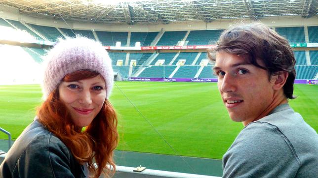Bild: WDR/tvision neuneinhalb Tooor! – Der Traum vom Fußballprofi: Moderatorin Malin besucht den Nachwuchsfußballer Malte Berauer