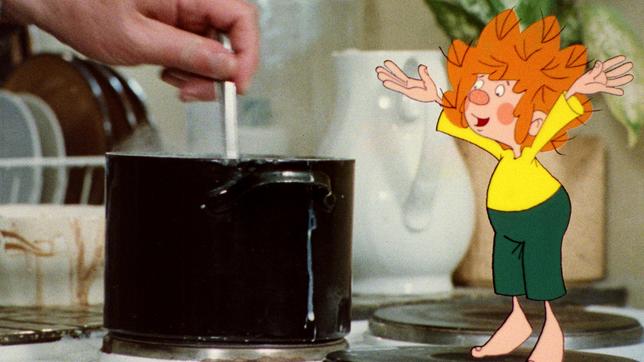 Bild: BR/Infafilm GmbH/Original-Entwurf "Pumuckl"-Figur: Barbara von Johnson Der Pumuckl ißt zum ersten Mal Schokoladenpudding und beschließt, dass es ab jetzt immer welchen geben soll. Zur Not kocht er ihn selber ...