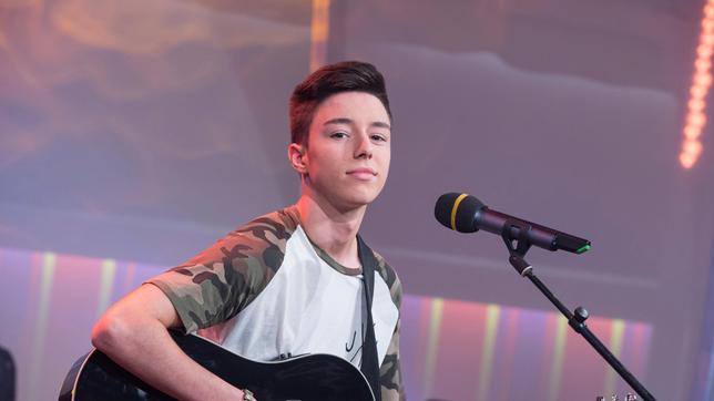 Bild: SWR/Alexander Kluge Für ein musikalisches Highlight in der Sendung sorgt der Newcomer Mario Novembre mit seinem Song "Thinkin bout us".