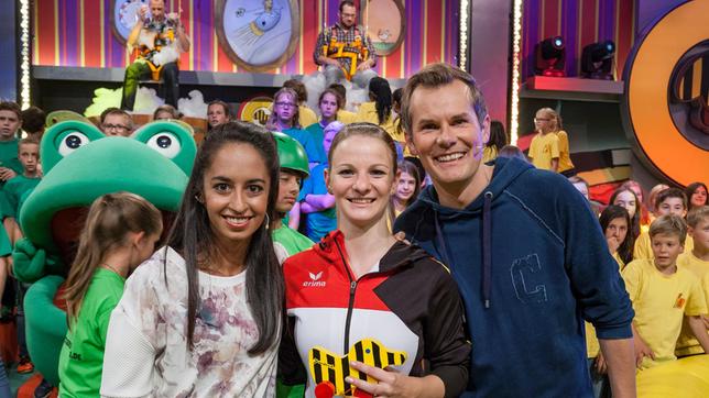 Bild: SWR/Sabine Stumpp Leonie Adam ist Profi im Trampolinspringen. Die 23-Jährige vom MTV Stuttgart hat schon mehrere Male die deutschen Meisterschaften gewonnen. Dieses Jahr ging für sie ein großer Traum in Erfüllung: Sie durfte bei den Olympischen Sommerspielen 2016 in Rio antreten! Über ihre Erlebnisse in Brasilien berichtet sie im "Tigerenten Club".