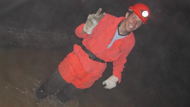 Willi wills wissen Wo geht das hin, das Rohr im Klo? 29.05.2016 Willi Weitzel möchte wissen, was mit dem dreckigen, verbrauchten Wasser passiert. Dazu begibt er sich in die Kanalisation.
