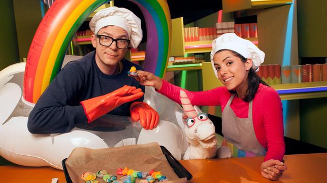Bild: WDR/Thorsten Schneider Clarissa und Ralph beschäftigen sich heute mit dem Thema "Einhornhaufen (In der Küche mit Clarissa und Ralph)".