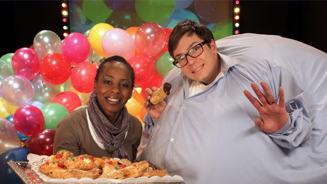 Bild: WDR/Thorsten Schneider Shary und Ralph pusten heute Ballons auf – bis Ralph selbst kugelrund ist wie Hampty Dumpty aus dem berühmten englischen Kinderreim.
