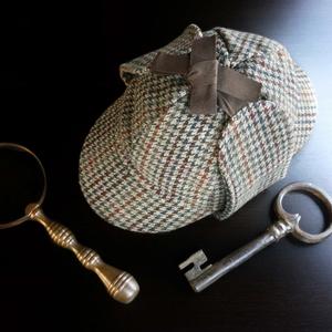Sherlock Holmes Deerstalker Hat, Old Key And Vintage Magnifying Glass