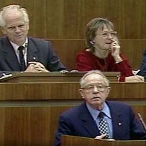 &#034;Aber ich liebe doch alle Menschen&#034;: Erich Mielke in der DDR-Volkskammer am 13.1.1989.