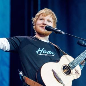Der britische Sänger Ed Sheeran gibt ein Konzert im Wanda Metropolitano Stadion