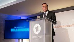 In seiner Rede sagte Volker Herres, Programmdirektor Erstes Deutsches Fernsehen: "Fernsehen ist ein schnelles und ein vergängliches Medium. Dem müssen wir uns jeden Tag neu stellen. Mit Ihrer Hilfe tun wir das erfolgreich und mit der Leidenschaft, die gutes Fernsehen nun einmal braucht."