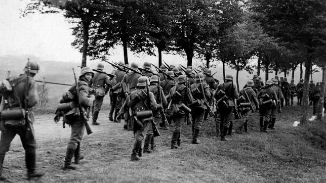 Deutsche Truppen marschieren in Polen vor um den 02./03. September 1939