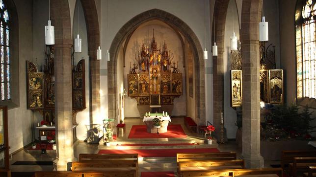 Bild: HR/St. Jakobus, Hünfeld Innenansicht mit Altar der katholischen Pfarrkirche St. Jakobus in Hünfeld.
