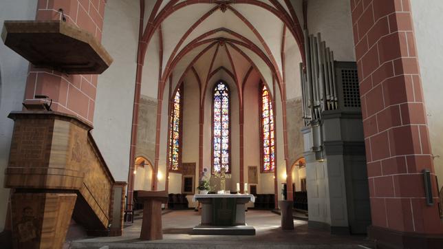 Bild: picture alliance Die evangelische Stadtkirche in Bad Hersfeld