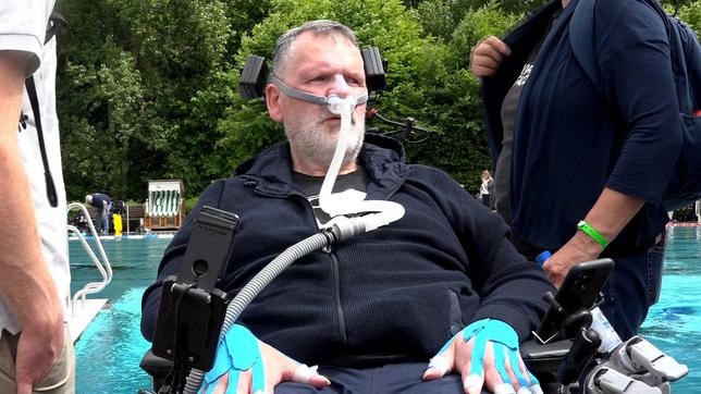 Der leidenschaftliche Sporttaucher Michael Venne ist an ALS erkankt.