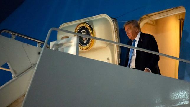 US-Präsident Trump verlässt die Air Force 1