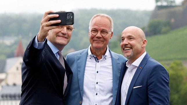 Jens Spahn CDU/CSU-Fraktionsvorsitzender, Alexander Hoffmann, CSU-Landesgruppenenchef, Matthias Miersch, SPD-Fraktionsvorsitzender