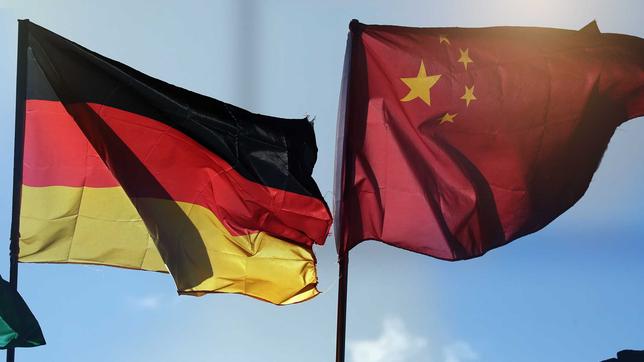 Deutsche Flagge, chinesische Flagge