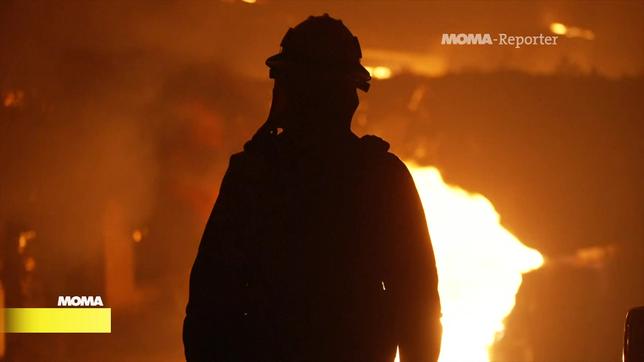 MOMA-Reporter: Ein Feuerwehrmann kämpft gegen die Brände in Los Angeles