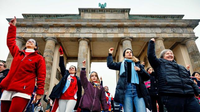 One Billion Rising: weltweiter Aktionstag gegen Gewalt gegen Frauen