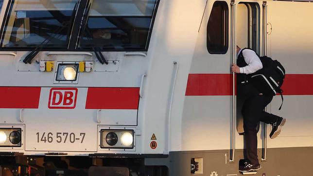 Schlichtung zwischen Bahn und EVG beginnt