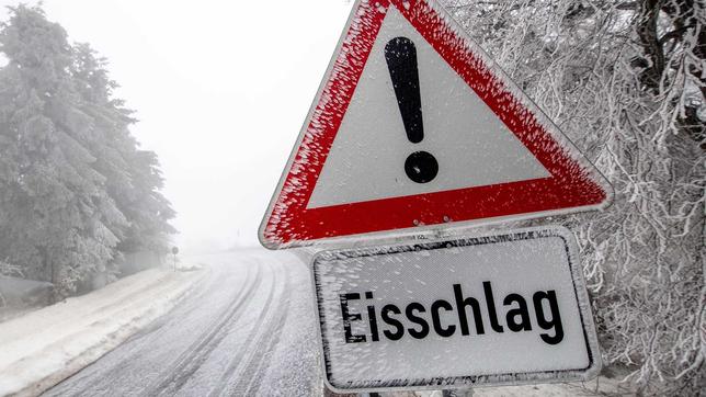 Warnschild "Eisschlag"